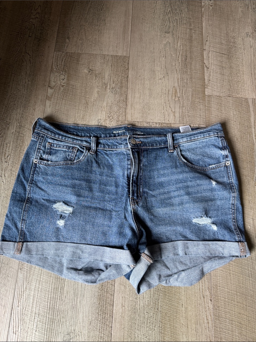 Old Navy Women's mid rise boyfriendMedium Blue Distressed Denim Roll-Cuff Shorts